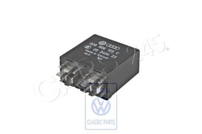 Genuine VW SKODA Caddy control unit for diesel engine 028906125C Foto 1 de 2