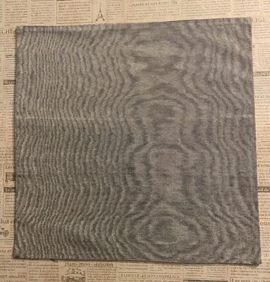 Kutnu  Silk And Cotton 18x18" Decorative / Throw Pillow Case / Cushion Cover - Image 1 of 4