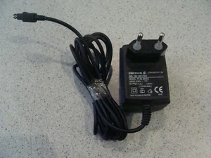 Chargeur ERICSSON - PI-35-394EU - TYPE 4020061-BV - 4,5 V - GSM/MOBIL/PORTABLE - Afbeelding 1 van 4