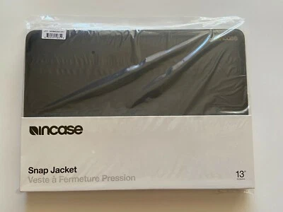 **New ** Incase Snap Jacket for 13-inch MacBook Air - Gray  - Image 1 of 4