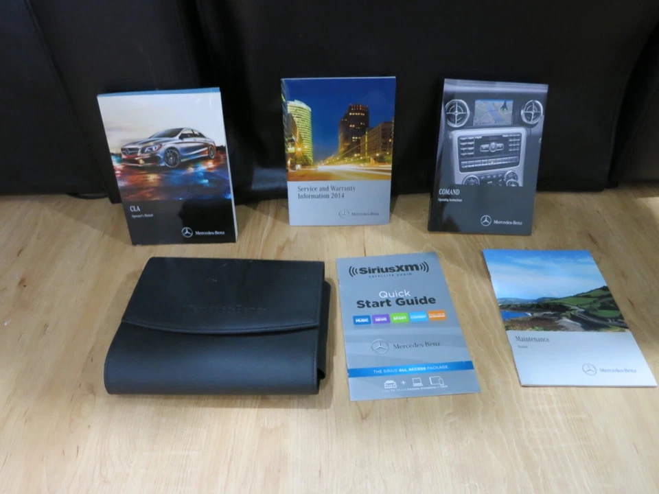 Mercedes Benz CLA 250 2015/45 AMG manual del propietario juego de libros + estuche + comando/navegación Foto 1 de 1