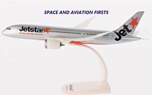 Jetstar B787 Dreamliner; VH-VKA; "Victor Kilo Alpha" ExecStyle 1/200 Scale Model - Picture 1 of 7