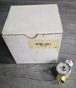 0799-1821 Fixed Flow Inert Gas Regulator 0-700 PSI NIB! - Picture 1 of 1