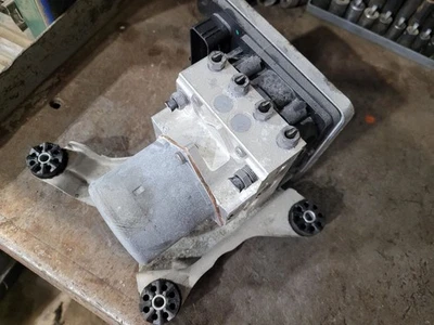 Conjunto de piezas de freno antibloqueo sin crucero adaptativo para BMW X3 2050513 18-21 Foto 1 de 4