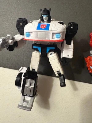 Transformers Studio Series 86 Autobot Jazz Action Figure *MISSING LEG* - Image 1 of 2