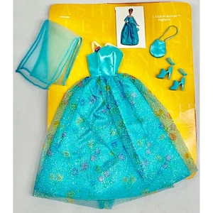 2001 Barbie Fashion Avenue "A Star in Bloom" Outfit 55975 Asst. 25755 COMPLETE - Picture 1 of 3