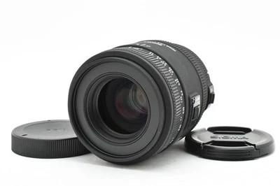 Sigma 70mm F2.8 DG Macro Canon EF Camera Lens Used - Image 1 of 4