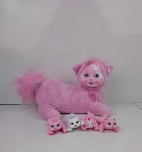 Kitty Surprise mit 4 Kätzchen Plüschtier Stofftier 2014 - Bild 1 von 12