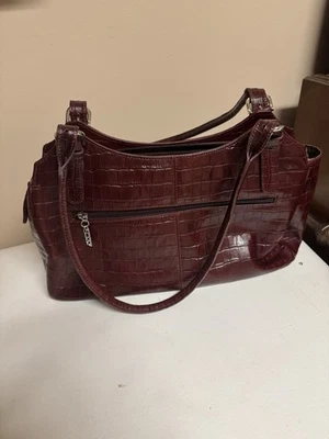 Bolso de mano Maxx de cuero rojo oscuro Foto 1 de 2