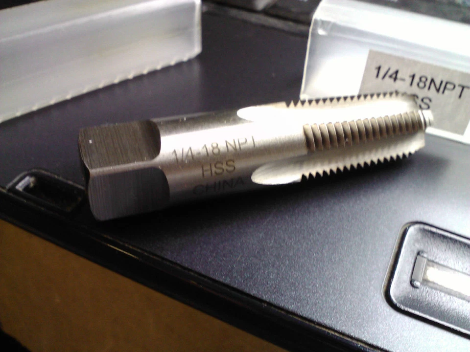 1/4-18 NPT HIGH SPEED STEEL PIPE TAP - Image 1 of 1