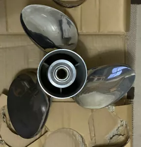 Evinrude Johnson Propeller 763309 Stainless Steel 3-Blade RH 19-Pitch 14-3/4 Dia - Picture 1 of 6
