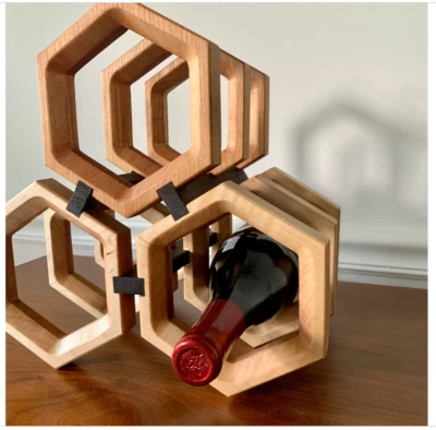 HEX3 葡萄酒架 | 手工制作卷曲枫木、樱桃和胡桃木 | Mid Century Modern — 第 1/4 张图片