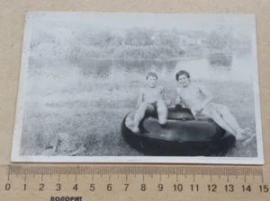 Shirtless Men Trunks Bulge Beefcake Affectionate Guys Muscle Gay int Vtg Photo - Picture 1 of 3