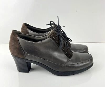 Clarks Bendables Womens Gray Oxford Heels Size 8 M Leather/Suede - Image 1 of 4
