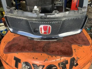 Honda Civic Type R MK8 FN2 2006-2011 OEM Upper Centre Front Grille Grill - Picture 1 of 2