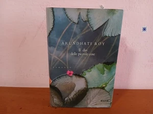 ARUNDHATI ROY - IL DIO DELLE PICCOLE COSE - Copertina rigida - Foto 1 di 2