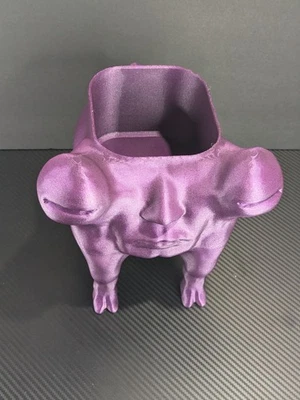 3D-gedruckter Hunde-Übertopf mit menschlichem Gesicht - lila Sukkulenten-Topfdekor - Bild 1 von 4