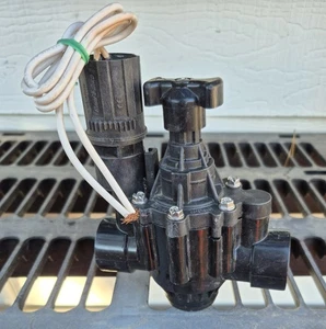 RAINBIRD 100 PGA-B Inline Control Valve 1-Inch FPT - Picture 1 of 2