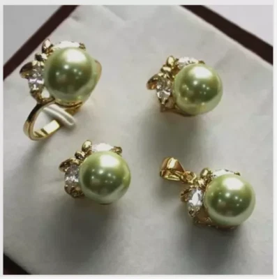 Conjunto de pendientes de perlas redondas de 10 mm concha del Mar del Sur + anillo + collar colgante AAA Foto 1 de 4