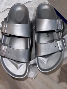 BIRKENSTOCK Arizona Essentials EVA Sandal Slipper Silver Worn Once 41 - Picture 1 of 6