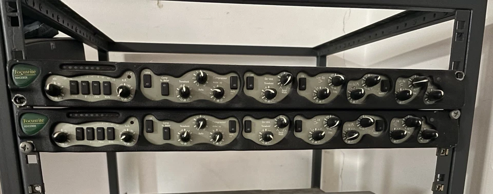 focusrite voicebox coppia - Immagine 1 di 1