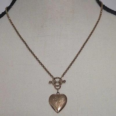  1928 Etched Heart Shape Photo Locket Pendant Rose Gold Tone 18" Necklace - Image 1 of 4