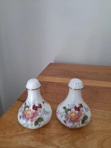 Royal Crown Derby Derby Posies Salt & Pepper Pots - Picture 1 of 6