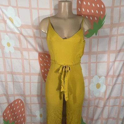 Mono Forever 21 Amarillo Mostaza Rayón Cuello en V Cinturón Talla Pequeña Juniors Foto 1 de 4