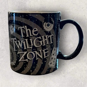 Silber Buffalo The Twilight Zone Kaffeebecher 20 oz Sci-Fi TV Sammlerstück - Bild 1 von 6