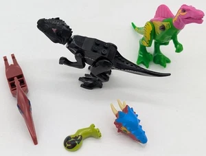 Lotto blocchi di dinosauri costruibili OnliForYu - Foto 1 di 2