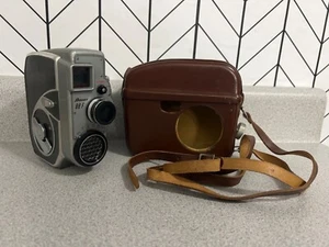Eugen Bauer GMBH 88 Rare 8 mm Handheld Camera with Leather Case - Picture 1 of 9