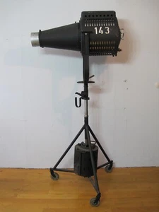 XXL Vintage Theater Strahler Scheinwerfer Spot Sucher Loft Industrial 30er Jahre - Bild 1 von 12