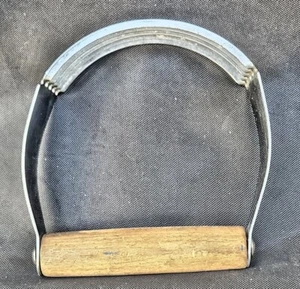 Vintage A & J Ekco Wood Handle Pastry Dough Cutter/ Blender [VHTF] (VGUC) - Picture 1 of 5