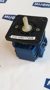 Interruptor Kraus & Naimer CG10 A 211 CEE24 10 7A 380V 12A 500V - Imagen 1 de 12