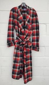 Pendleton 1960's vintage Red Black Gray Plaid Robe with Belt Size M Made in USA - Picture 1 of 13