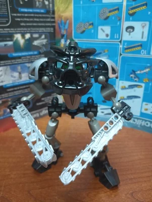 LEGO BIONICLE: Onua Nuva (8566) - Image 1 of 3