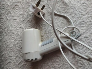 Hinari Lifestyler 1200 W Travel Hair Dryer Ls4 Working Used For 1 Holiday - Picture 1 of 4
