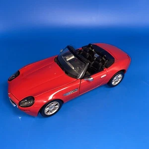 1:18 Scale Red BMW Z8 Roadster Diecast Convertible MOTORMAX - Picture 1 of 10