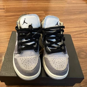 Size 5Y - Air Jordan 1 SE Craft Low Inside Out - Cement Grey - Picture 1 of 11