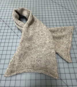 Schöner warmer handgestrickter, natürlicher Wollschal, 12" x 42" - historisches Nachstellen - Bild 1 von 6