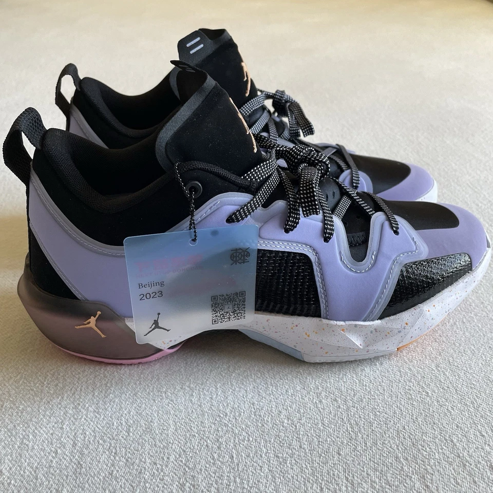 Nike Air Jordan XXXVII 37 Low GC Dongdan Hombres Talla 11 Lila Negro Zapatos Foto 1 de 4