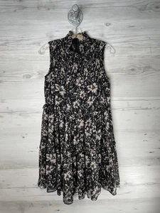 Taylor Kleid Damen klein schwarz Blumen ärmellos gesmokt Stufen gefüttert hochgeschlossen - Bild 1 von 12