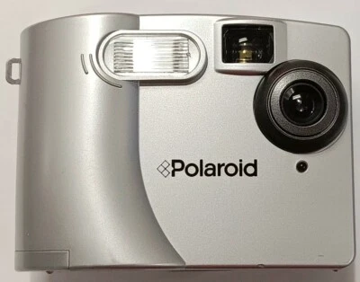 Polaroid Fun Flash Digital Camera Silver Untested - Image 1 of 4