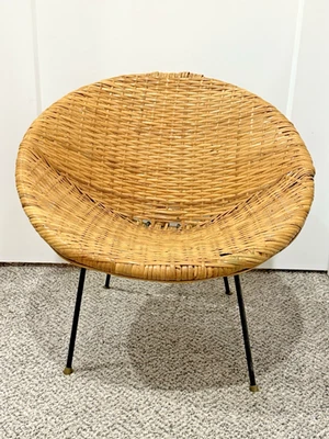 Винтажный ротанговый плетеный круглый ковшеобразный обруч MCM с металлическими ножками детский стул - Изображение 1 из 4