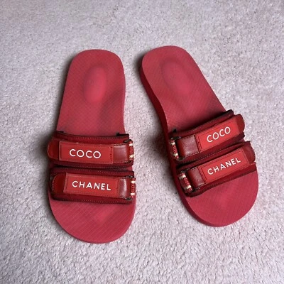 Chanclas Sandalias de Playa Chanel Color Rojo Planas Logo COCO Para Mujer Talla 38 Foto 1 de 4