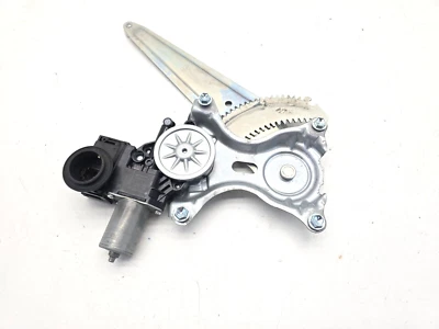 Toyota Prius Prime 2017-2022 puerta trasera derecha ventana regulador motor OEM Foto 1 de 4