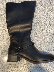 Easy Street Jewel Plus Women's Boot New In Box Wide Calf Size 8 - Picture 1 of 12