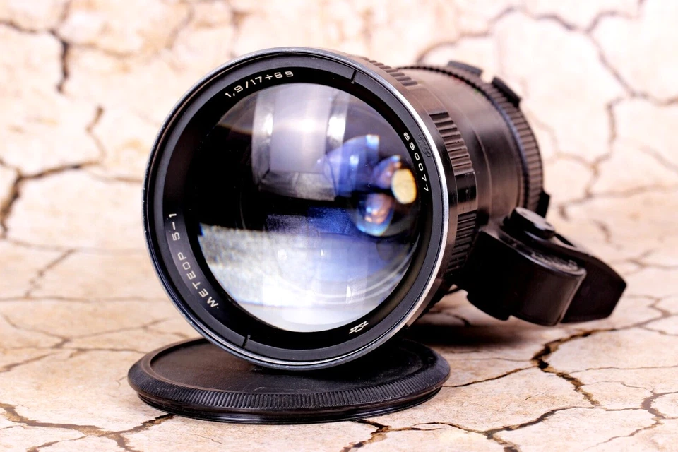 Meteor 5-1 f/1.9 17-69mm Super Lens 16 lenses Zoom Arri Red One BMPCC, PL mount - Image 1 of 4