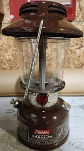 VINTAGE COLEMAN CANADA 621B EASI-LITE LANTERN BROWN NAPHTHA WITH GLOBE 02/78 - Picture 1 of 14