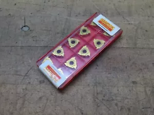 10pcs Sandvik R166.0L-16MM01-300 1020 indexable carbide inserts - Picture 1 of 13